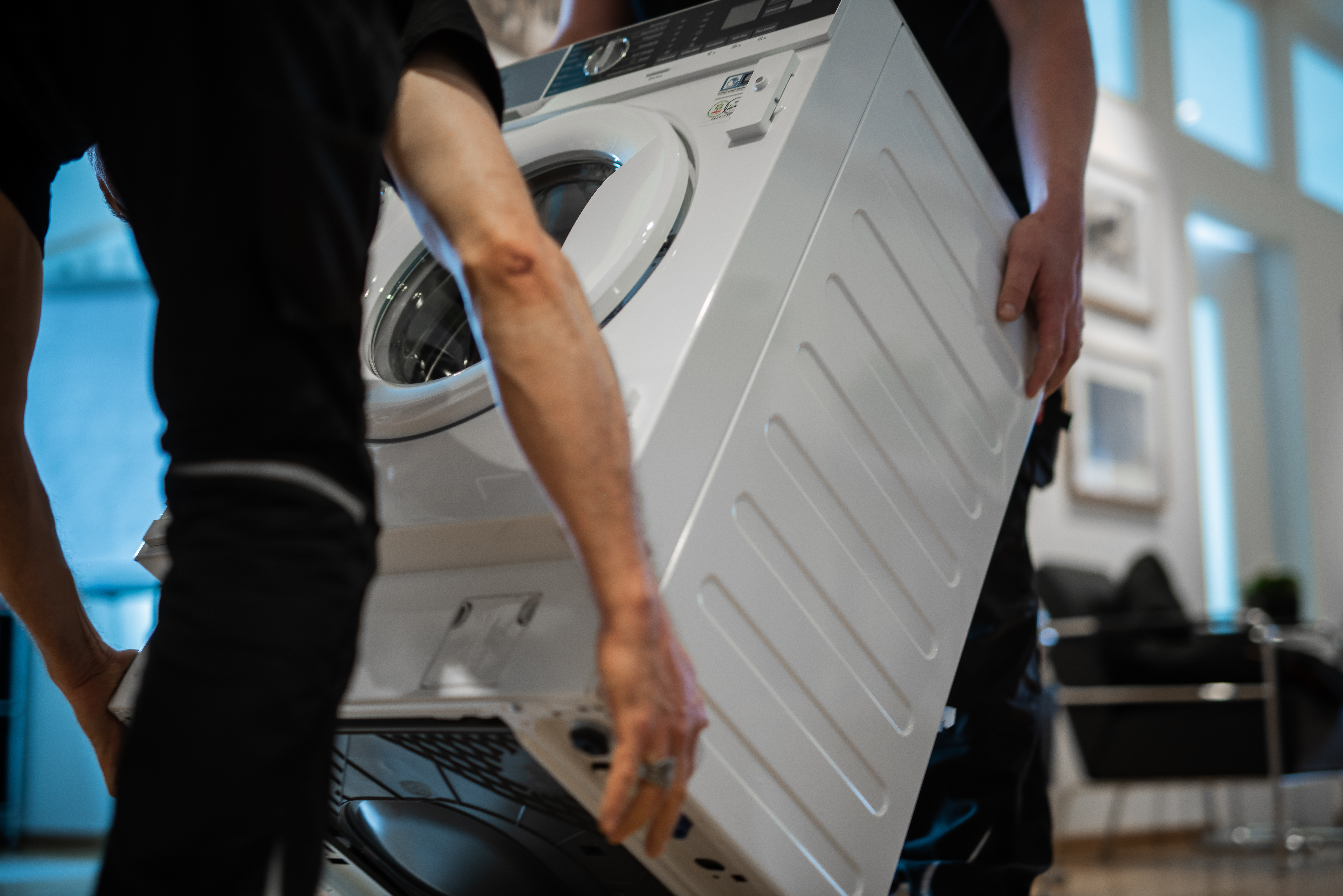 2020_Handwerk_Lieferung_Waschmaschine