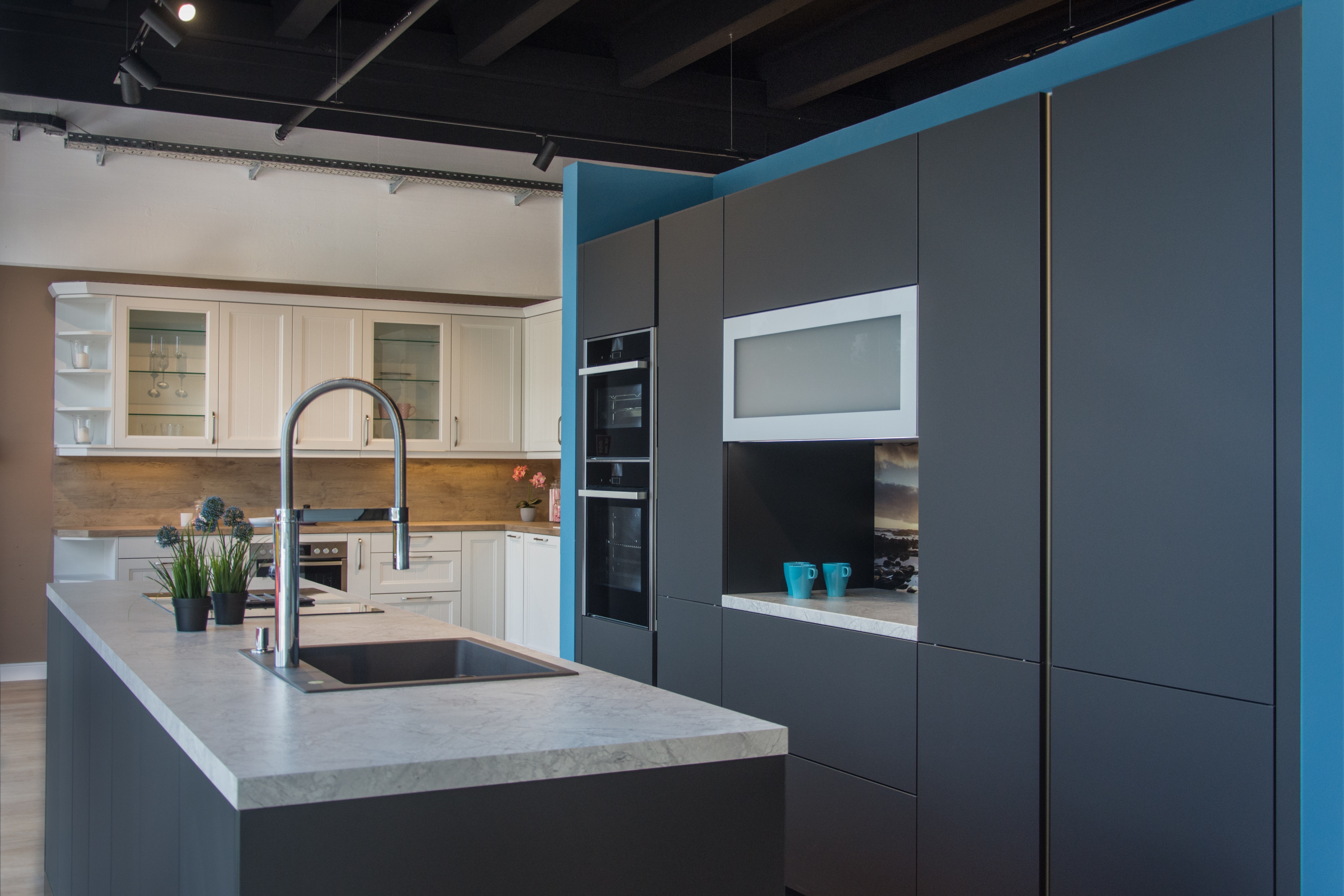 Rotpunkt Küchen, Front: Carbon HPL XT