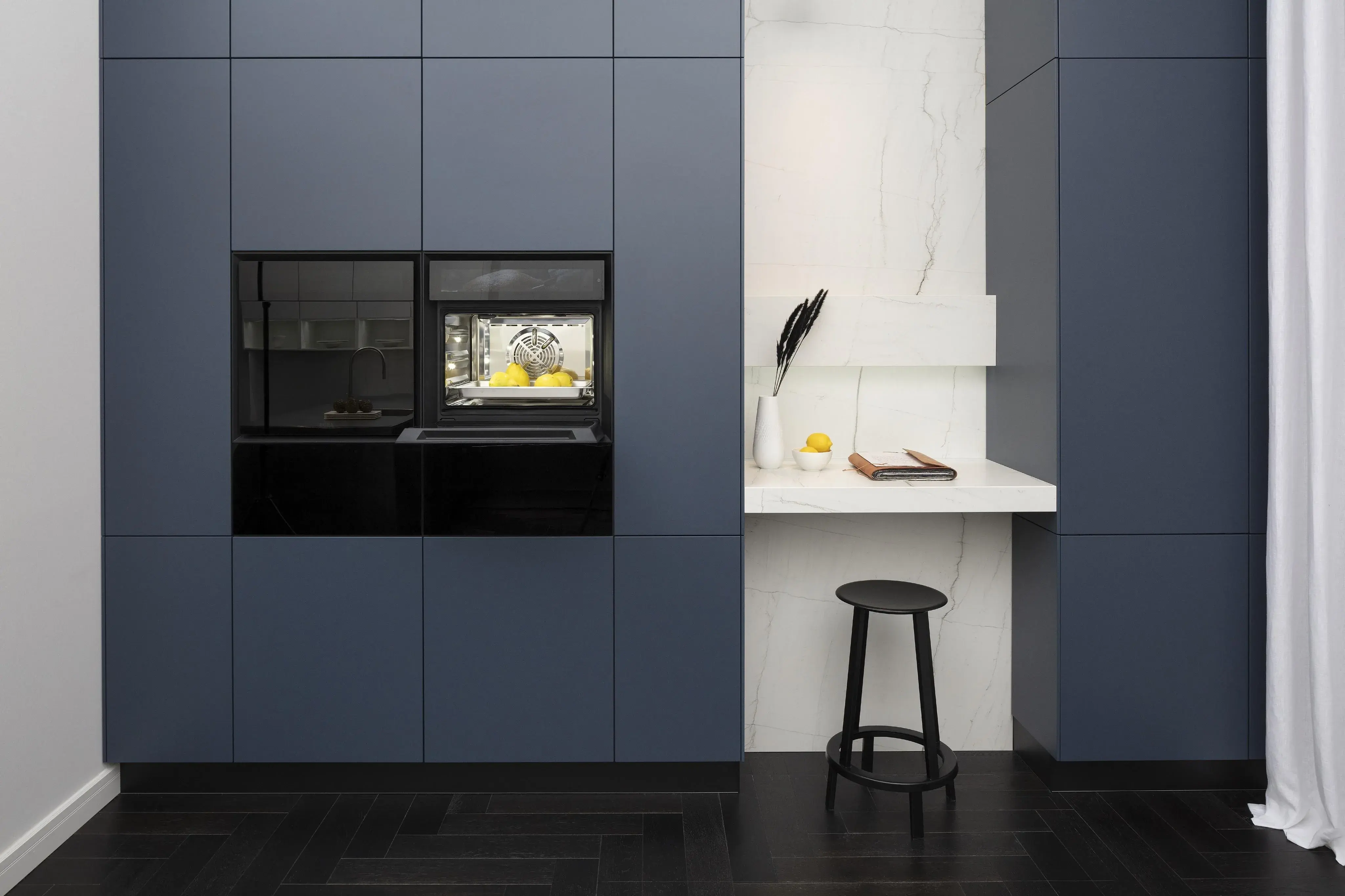 graue Küchenschrank